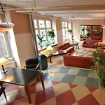 Hostel Fabrik - *