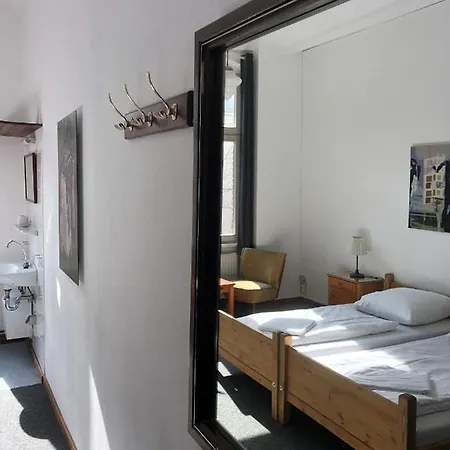 Hostel Fabrik - Baxpax *